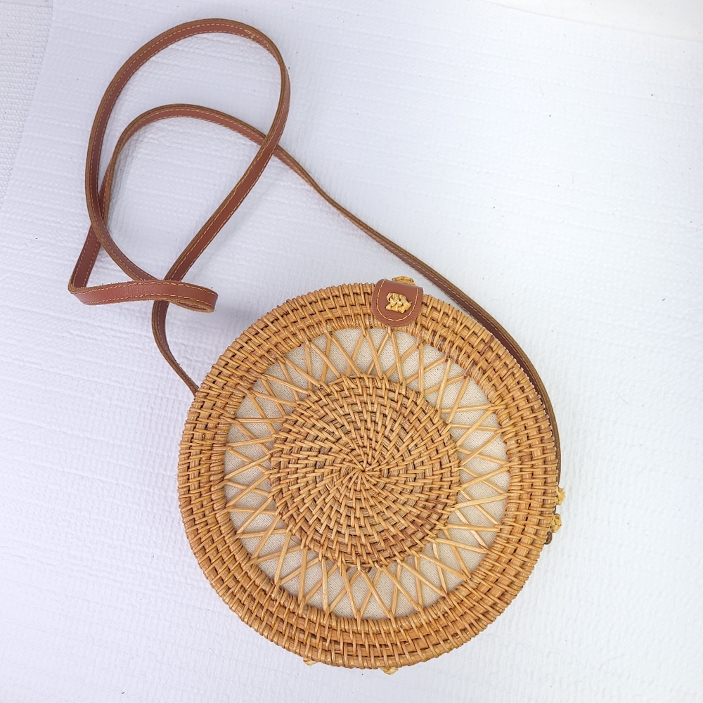 Woven Rattan Round Boho Straw Shoulder Bag Hollow Messenger Crossbody Bags Purse